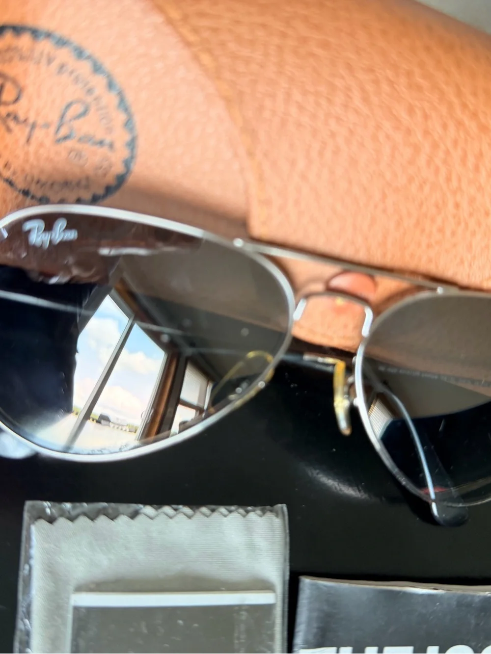 Ray-Ban Aviator Sunglasses Silver Metal Frame Gradient Lenses